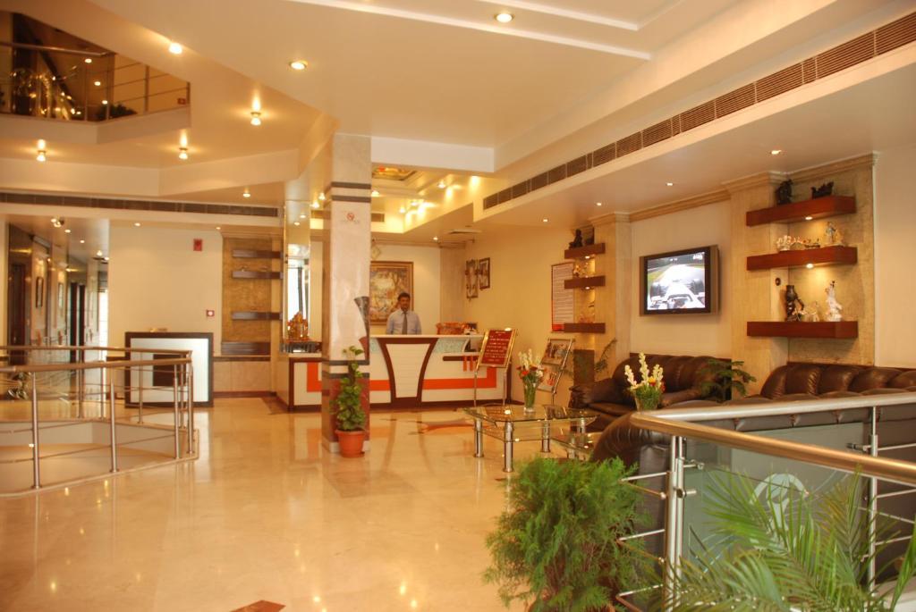 Hotel Shipra International New Delhi Exteriör bild